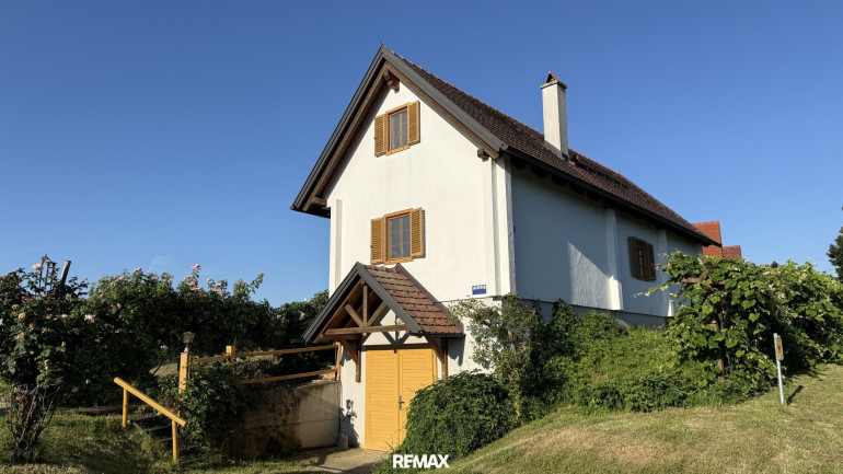 Haus - 7522, Sumetendorf - Traumhafter Weinkeller mit Panoramablick auf ca. 5.000 m² Grund – Einzigartiges Refugium im Südburgenland