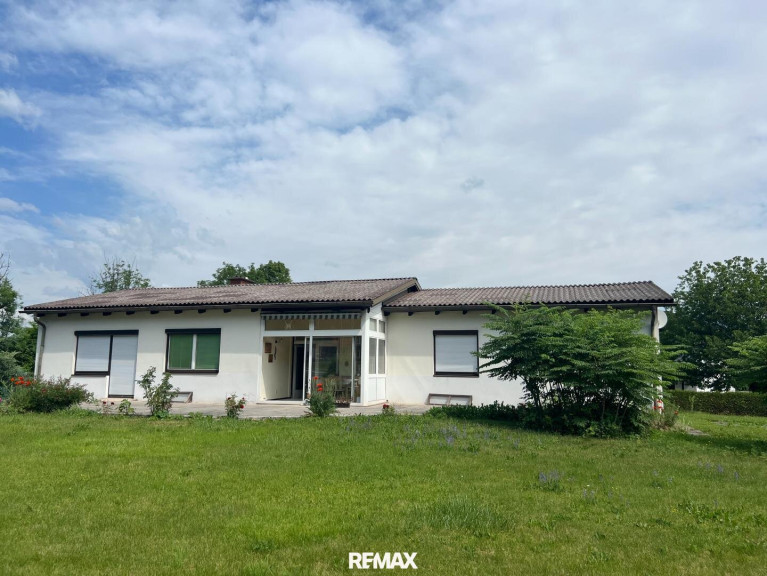 Haus - 9181, Feistritz im Rosental - Bungalow mit großem Grund - Geringer Sanierungsbedarf vor dem Einziehen