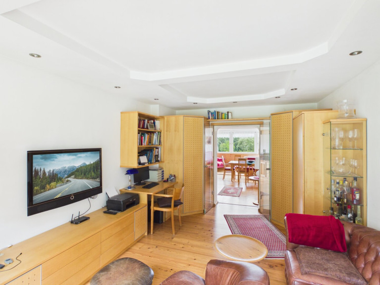 Wohnung - 4073, Wilhering - Voll möbliert & ab September verfügbar – Gemütliche 3-Zimmer-Wohnung mit Kamin, Loggia und traumhaftem Grünblick