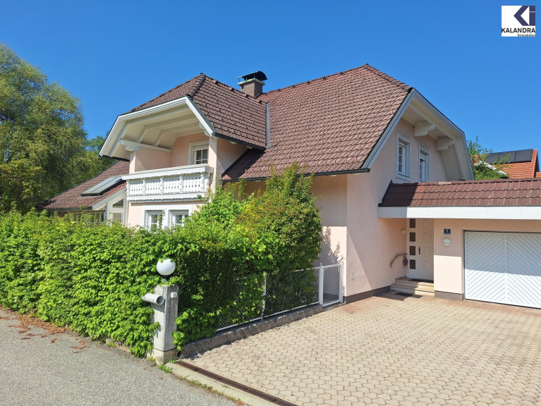 Haus - 9201, Krumpendorf - 360 TOUR / Besonders charmante, gepflegte Einfamilienvilla in bester Lage von Krumpendorf am Wörthersee