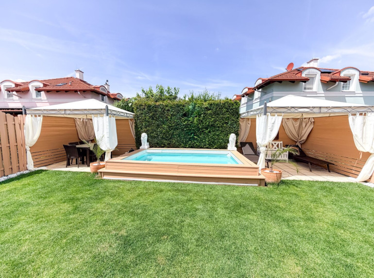 Haus - 2482, Münchendorf - Ruhelage! Moderne Doppelhaushälfte mit Swimmingpool in Münchendorf in Bahnhofsnähe zu verkaufen
