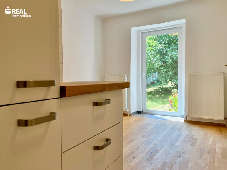 Wohnung - 2340, Mödling - SCHICKE kleine WOHNUNG in allerbester LAGE mit TERRASSE