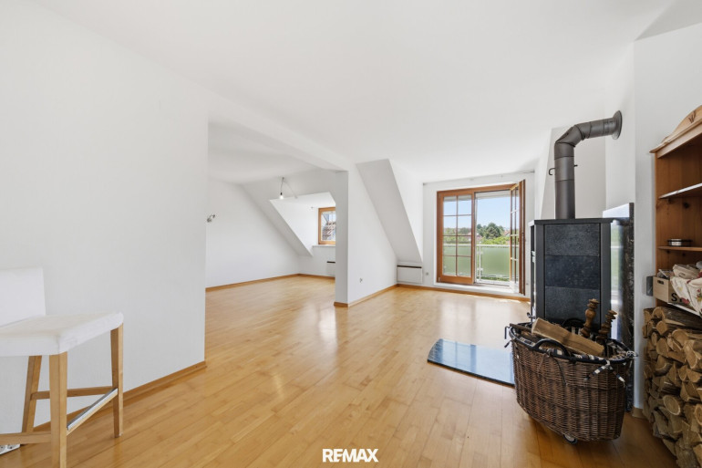 Wohnung - 2020, Hollabrunn - Sonnentraum mit Loggia: Großzügiges Wohnen in zentraler Lage von Hollabrunn!
