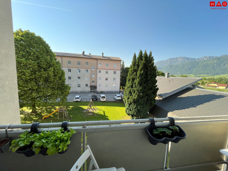 Wohnung - 4560, Kirchdorf an der Krems - Naturnahe 3-Raum Wohnung mit Balkon! Wohn(t)raum in ländlicher Wohlfühlumgebung, mitten in der wunderbaren Pyhrn-Priel Bergwelt ab August 2026