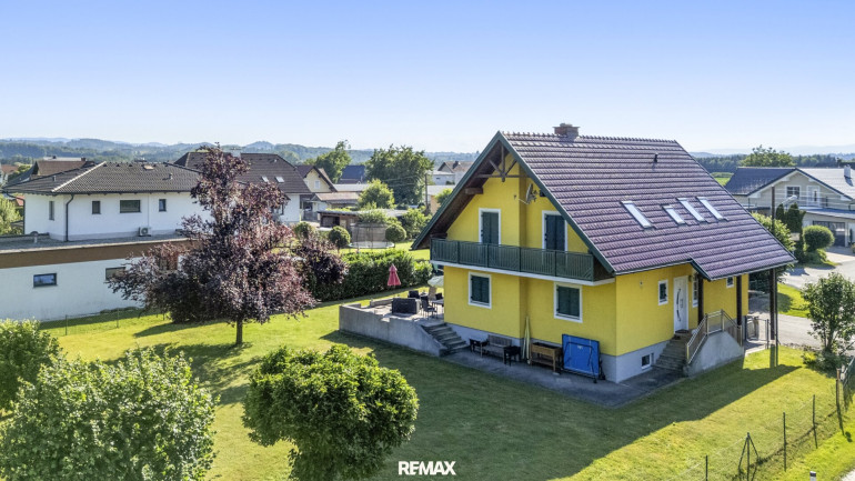 Haus - 8472, Straß in Steiermark - Familiendomizil mit großem Garten und viel Platz zum Wohlfühlen in Straß in der Steiermark