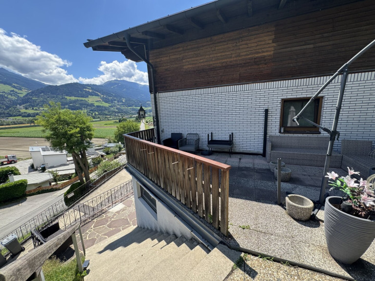 Wohnung - 6121, Baumkirchen - Bereits sanierte 4-Zi-Wohnung mit Terrasse und KFZ Abstellplatz für nur € 349.000.- !