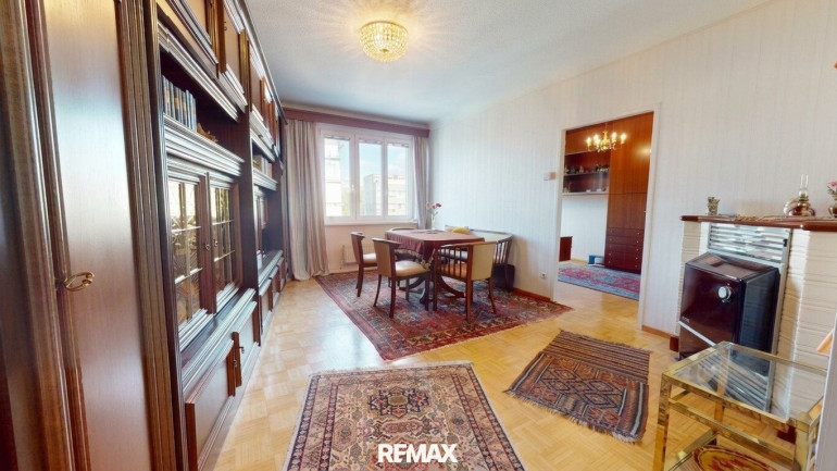 Wohnung - 1190, Wien - Sanierungsbedürftige Wohnung im 3. Liftstock nahe Bezirksgericht Döbling und Rudolfinerhaus