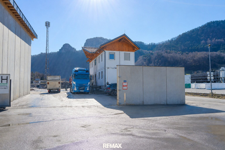 Halle / Lager / Produktion - 5400, Hallein - Industriegrundstück mit Ertragsobjekt