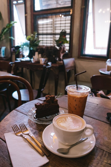Gastgewerbe - 1190, Wien - Besteingeführtes Tagescafe im Frequenzlage im 19. Bezirk   -   aus familiären Gründen abzugeben