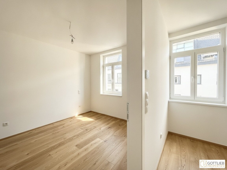 Wohnung - 1170, Wien - U-Bahn-Nähe U3 und U6! Gemütliche barrierefreie 2-Zimmer-Altbau-Wohnung in generalsaniertem Gründerzeithaus