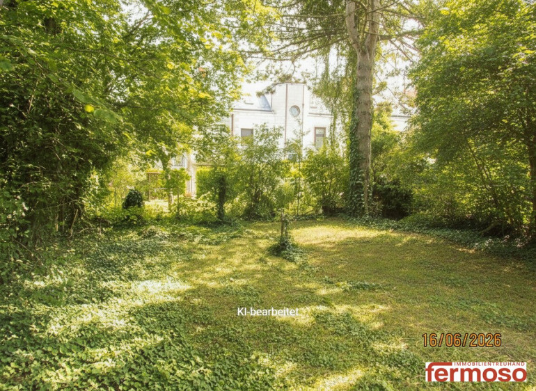 Grundstück - 1110, Wien - Traumgrundstück 696m² in 1110 Wien – Perfekt für Ihr Eigenheim! Sehr grün und mit einem teilweisen sehr alten Baumbestand am Grundstücksrand
