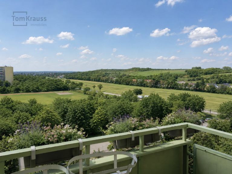 Wohnung - 1210, Wien - WOHUNG MIT WEITBLICK & LOGGIA - RUHIGE GRÜNLAGE TRIFFT PERFEKTE INFRASTRUKTUR U1 NÄHE