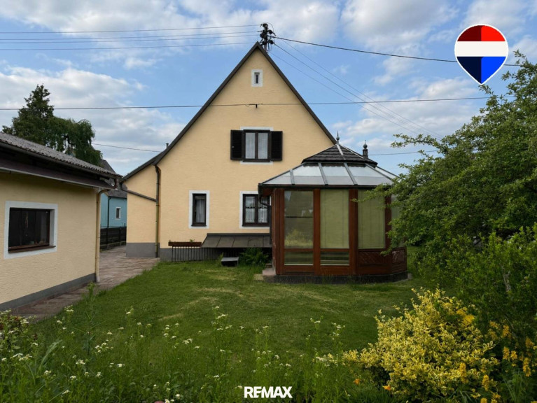 Haus - 4072, Alkoven - Charmantes Wohnhaus mit Wintergarten in ruhiger Lage von Hartheim bei Alkoven!