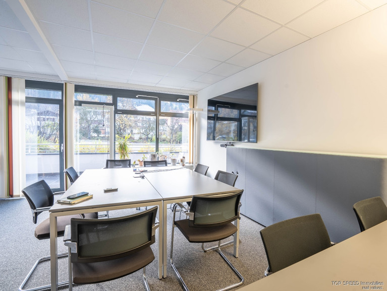 Büro / Praxis - 8970, Schladming - Ihr neuer Unternehmensstandort in Schladming – 7 Büroräume, Besprechungsraum & eine sonnige Terrasse