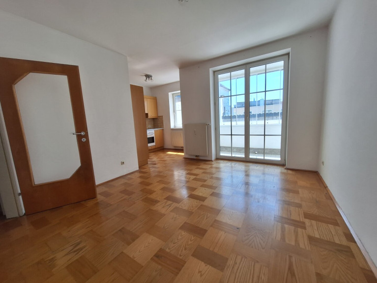 Wohnung - 4910, Ried im Innkreis - Helle Wohnung mit Loggia und Stellplatz in Ried im Innkreis