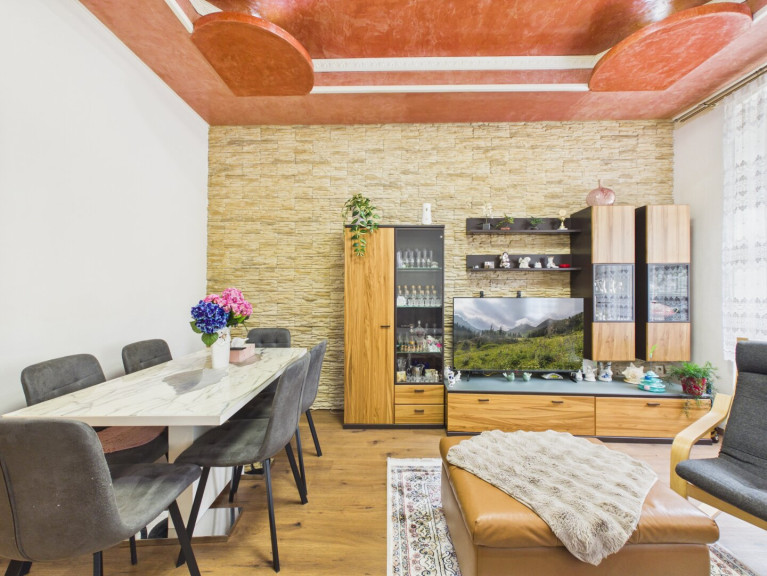 Wohnung - 1160, Wien - Charmante 2-Zimmer Altbauwohnung | 1160 Wien