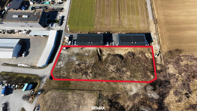Halle / Lager / Produktion - 8434, Tillmitsch - 4.253 m² Gewerbegrundstück im Industriegebiet Tillmitsch – teilweise geschottert, Stromanschluss vorhanden