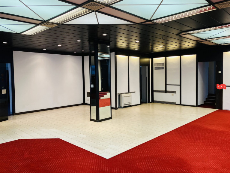 Büro / Praxis - 1130, Wien,Hietzing - Helles, ebenerdiges Büro/Geschäftslokal /Ordination zu vermieten