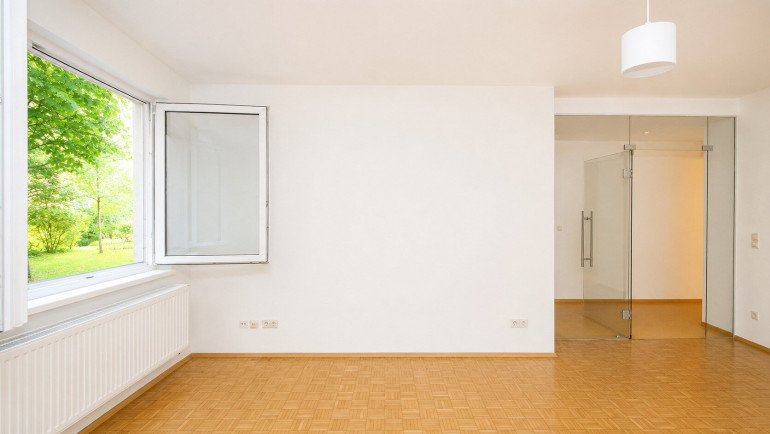 Wohnung - 1140, Wien - Charmante 2-Zimmer Wohnung mit Blick ins Grüne | U-Bahn-Nähe
