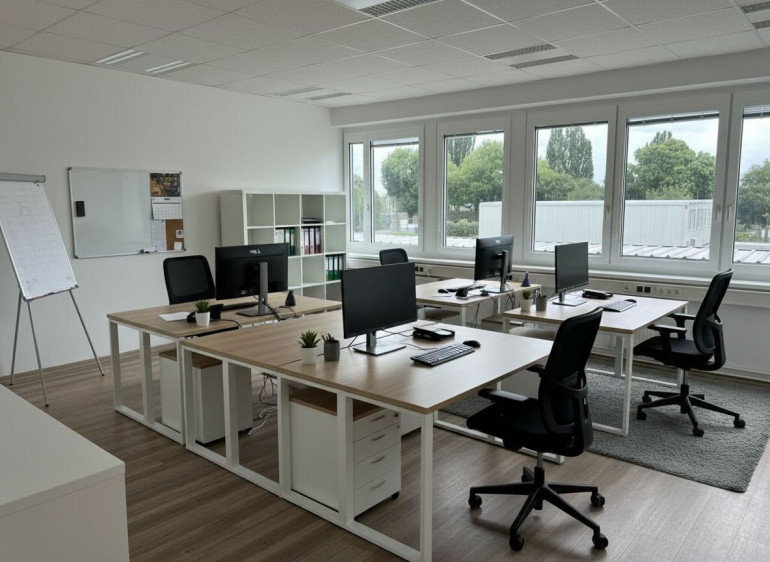 Büro / Praxis - 1230, Wien - Effizienz pur: Zentral, modern, unbefristet und direkt bei der U-Bahn - Resize your office.