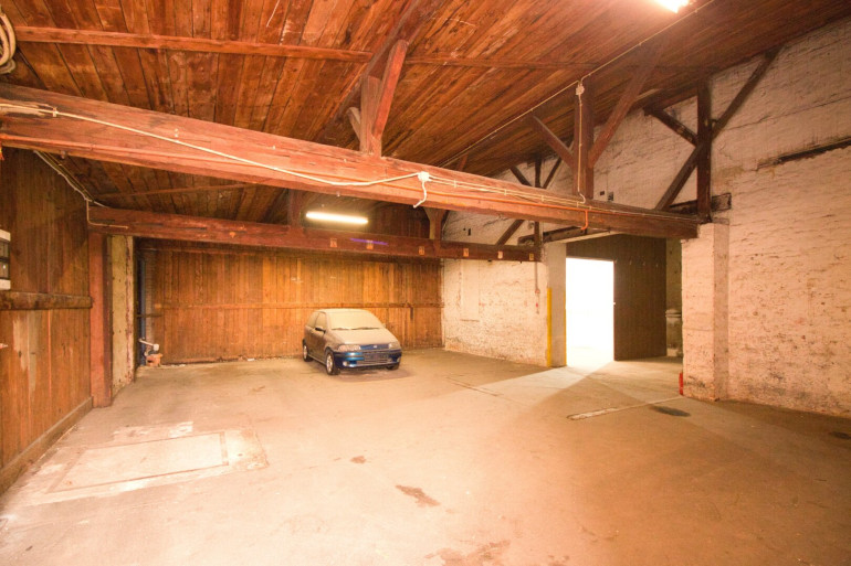 Sonstige - 1160, Wien,Ottakring - Großzügiges Lager mit ca. 220 m² im Innenhof in zentraler Lage | großes Einfahrtstor