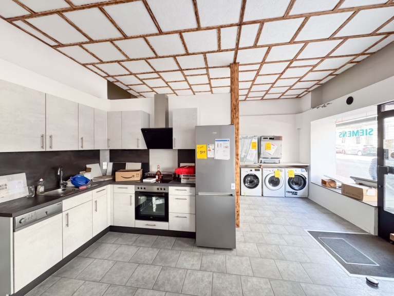 Einzelhandel - 1170, Wien - 86 m2 für Atelier, Einzelhandel, Studio, Büro etc. im EG zu verkaufen! Zwei StraßenzugängeWattgasse!