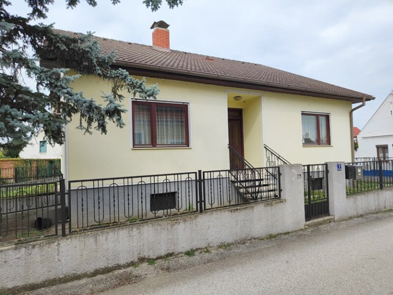 Haus - 7061, Trausdorf an der Wulka - Charmantes Einfamilienhaus in Trausdorf/Wulka! 3 Zimmer, kleiner Garten, Top Lage!