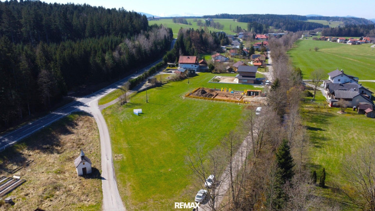 Grundstück - 4891, Pöndorf - Baugrund nahe Straßwalchen: GSt. 8 - 608m²