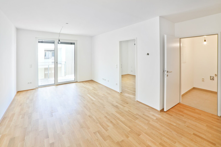 Wohnung - 2000, Stockerau - ab Oktober: Charmante 2 Zimmerwohnung mit Garten