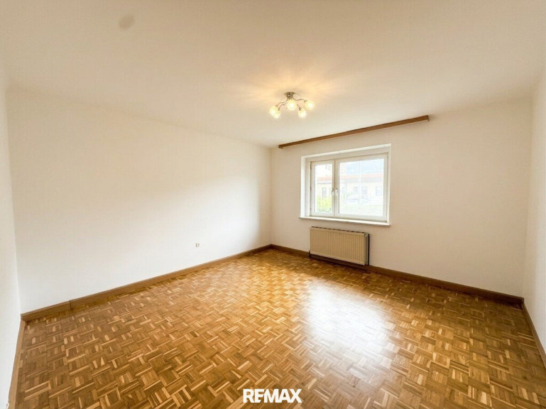 Wohnung - 8600, Bruck an der Mur - Helle 3-Zimmer-Wohnung in beliebter Wohnlage – Frisch renoviert & nur € 550,- inkl. Betriebskosten!