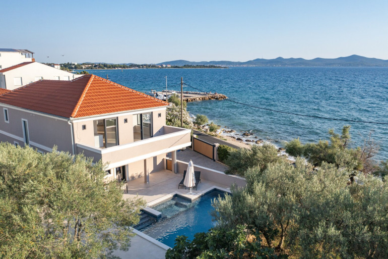 Haus - 23000, Zadar - Exklusive Designvilla erste Reihe am Meer mit Pool und spektakulärem Panoramablick