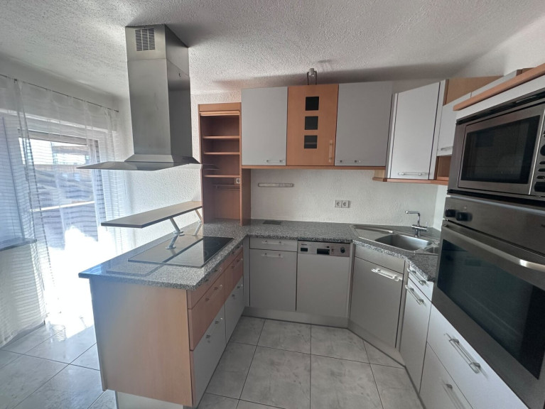 Wohnung - 6067, Absam - Absam: Charmante 3,5-Zi.-DG-Wohnung mit Wellness-Bad, Südbalkon & Garage