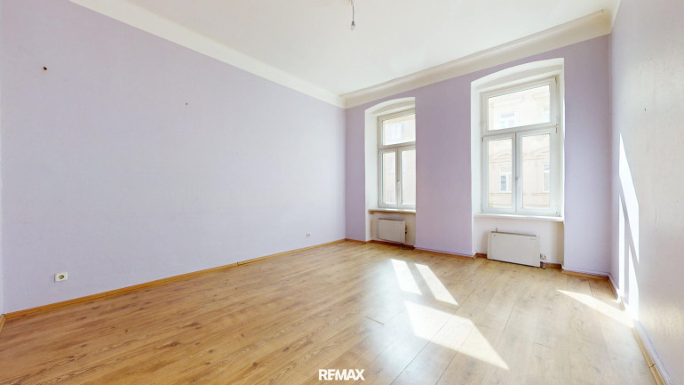 Wohnung - 1160, Wien - 1160 Wien: Altbau-Wohnung mit Sanierungsbedarf beim Brunnenmarkt nahe U6