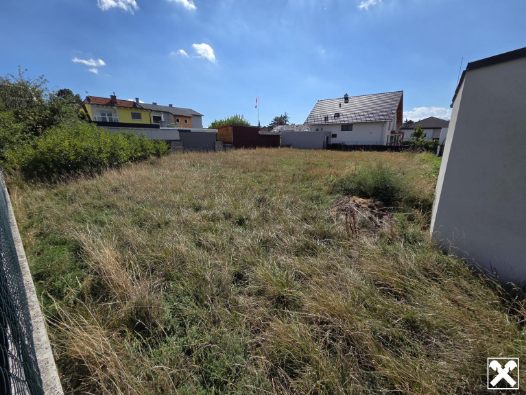 Grundstück - 2353, Guntramsdorf - Baugrundstück, 852m², in zentraler Guntramsdorfer Wohnruhelage