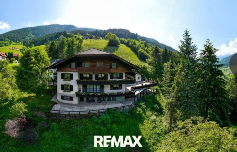 Haus - 9544, Feld am See - CHALET MIT PANORAMASEEBLICK – EIN ORT, DER BELEBT