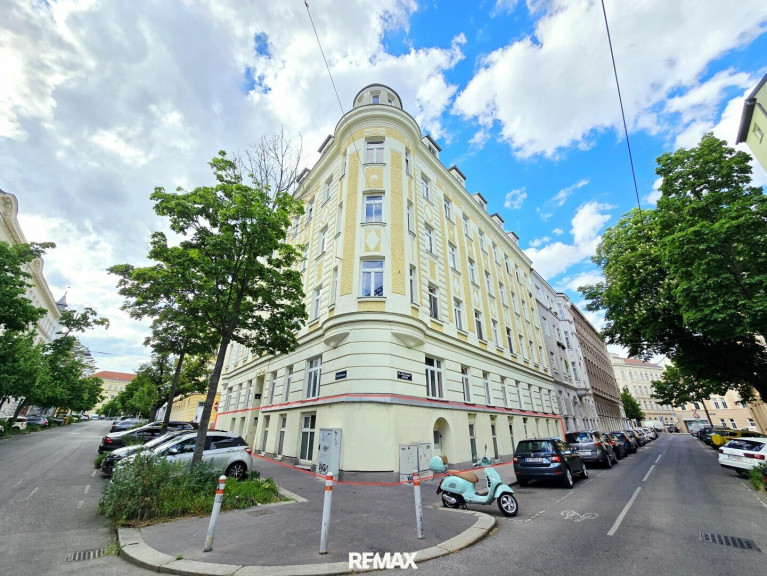 Einzelhandel - 1140, Wien - "Hohe Frequenz & gute Sichtbarkeit - einzigartiges Geschäftslokal mit 10 separaten Räumen!"