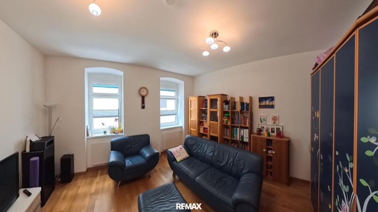 Wohnung - 1220, Wien - ,,Gemütliche 3 Zimmer mit Balkon,,