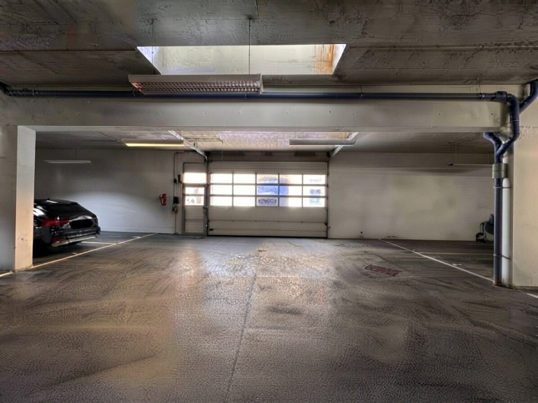Immobilie - 1020, Wien - GARAGENPLATZ mit Tageslicht Novaragasse