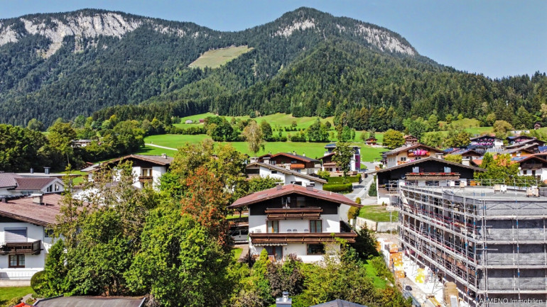 Haus - 6306, Söll - Mehrfamilienhaus mit 3 Wohnungen, Bergblick & Ruhelage – Söll/Pirchmoos