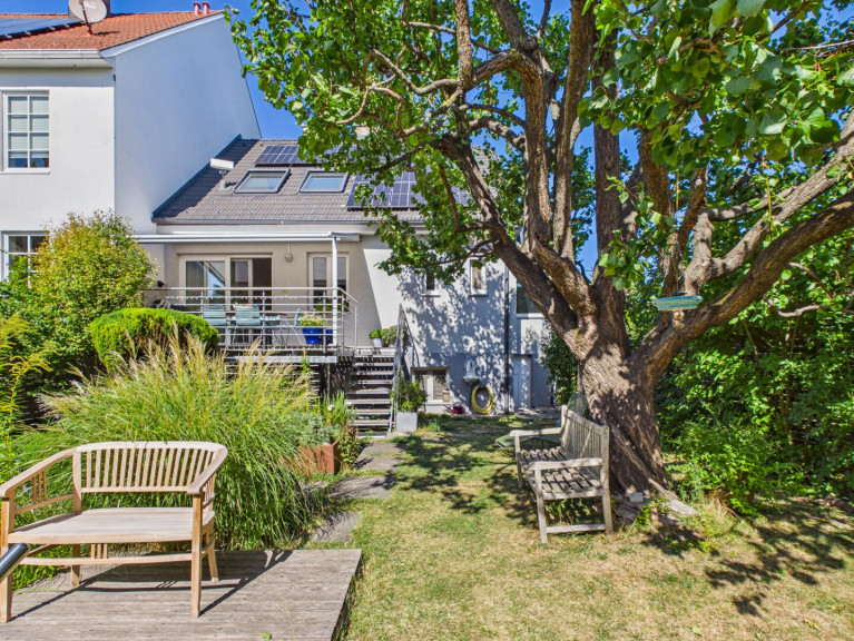 Haus - 1100, Wien - Einfamilienhaus mit Garten, Schwimmteich & Photovoltaik-Anlage | 1100 Wien