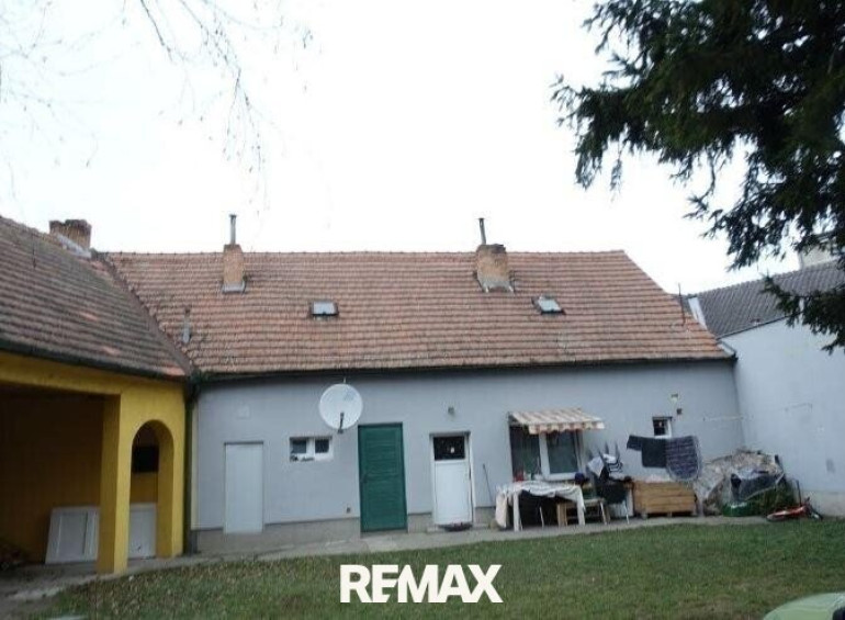 Grundstück - 2490, Ebenfurth - Provisionsfrei für den Käufer! - "!Baudichte 80 % !!!"