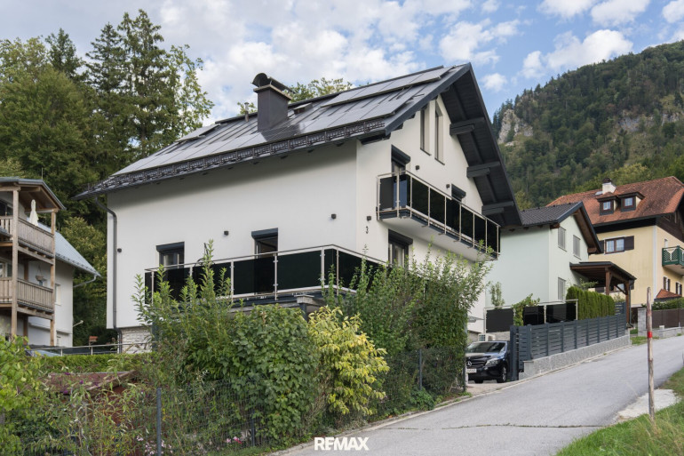 Haus - 5023, Koppl - Familien aufgepasst: Liebevoll kernsaniertes Wohnhaus mit separater Einliegerwohnung in Guggenthal – Volksschule und Kindergarten in 350 Metern