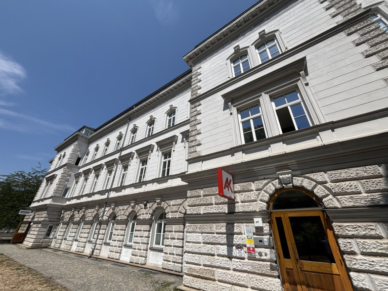 Wohnung - 1160, Wien - ERSTBEZUG NACH SANIERUNG! Schöne 5-Zimmer Wohnung - perfekt aufgeteilt - ab Oktober 26!