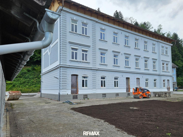 Zinshaus Renditeobjekt - 8900, Selzthal - Teil vermietet & fast fertig – Zinshaus-Projekt in Selzthal