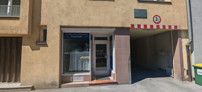 Büro / Praxis - 6020, Innsbruck - Raum für Ihre Geschäftsidee: Ebenerdiges Geschäftslokal in Pradl