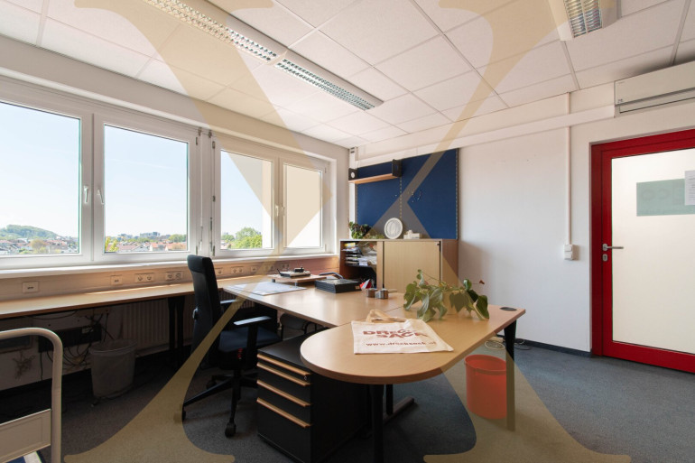 Büro / Praxis - 4600, Wels - Großzügige Bürofläche mit idealer Verkehrsanbindung in Wels/Lichtenegg zu vermieten!