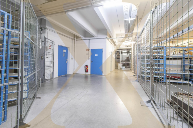 Halle / Lager / Produktion - 4052, Ansfelden - Beheizbare Lagerfläche in Ansfelden zu vermieten!