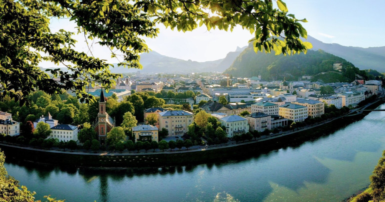 Haus - 5020, Salzburg - Villa der klassischen Moderne am Salzachkai