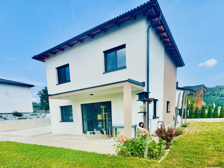 Haus - 4901, Ottnang am Hausruck - Energieeffizientes Einfamilienhaus in Ruhelage mit Fernblick