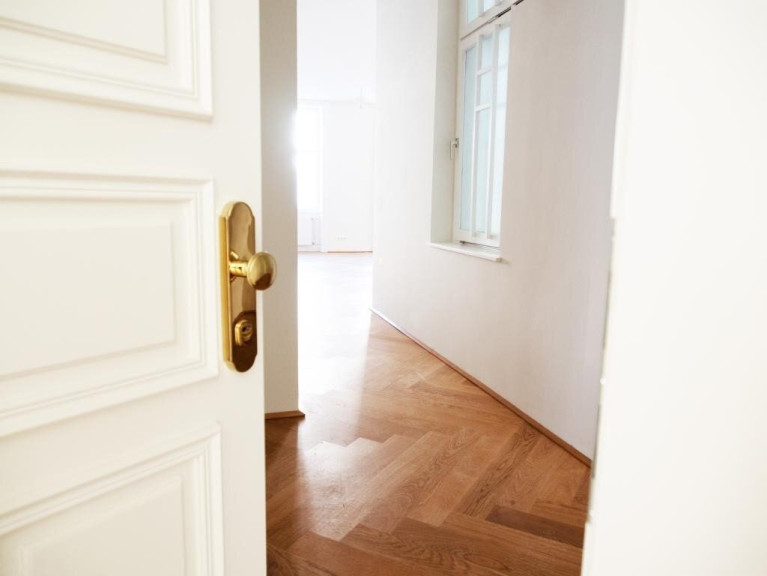 Wohnung - 1010, Wien - Wiener Altbau in Perfektion – Exklusiv wohnen mit Stil /// Nähe Schottenring-Börse-Rudolfspark